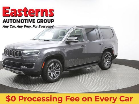 Used 2024 Jeep Wagoneer Series II AWD/4WD image 59