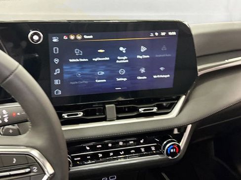 New 2026 Chevrolet Equinox LT w/ Convenience Package II image 16