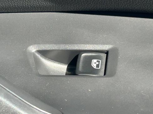 Used 2019 Volkswagen Jetta SEL FWD image 35