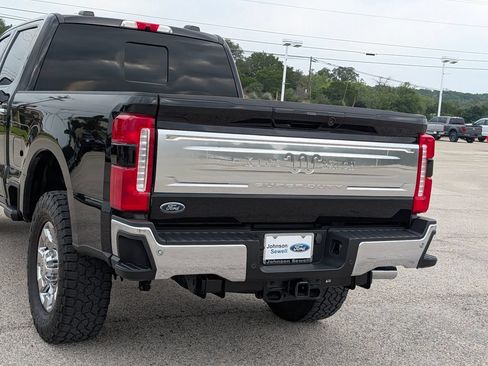 Certified 2025 Ford F250 King Ranch w/ Chrome Package AWD/4WD image 6