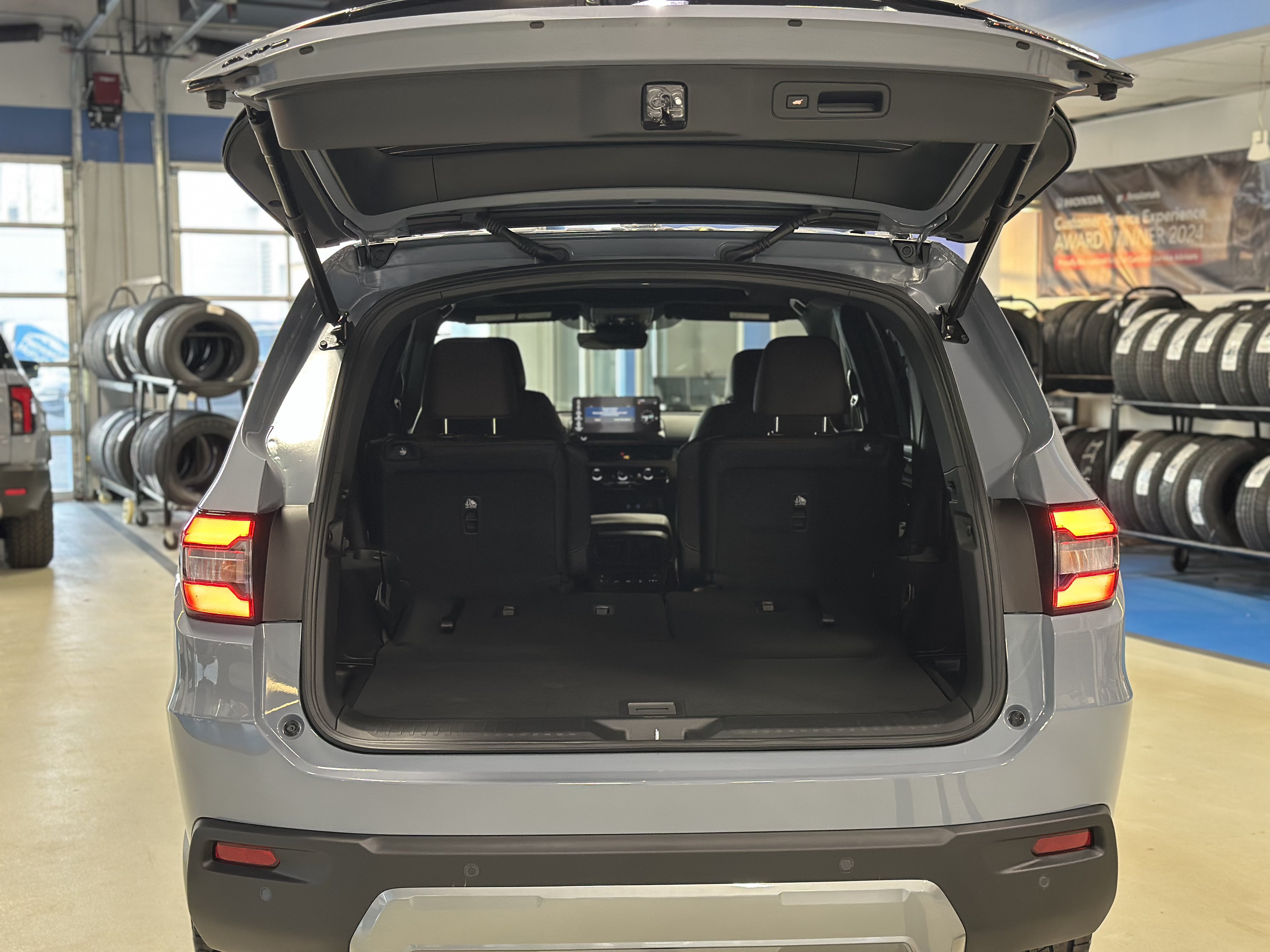New 2026 Honda Pilot TrailSport image 6