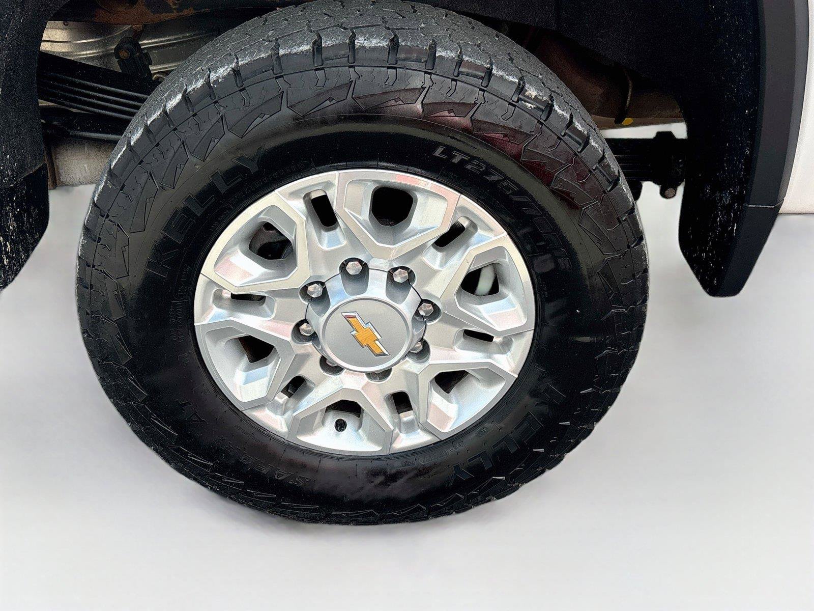 Used 2023 Chevrolet Silverado 2500 LTZ w/ LTZ Plus Package AWD/4WD image 30