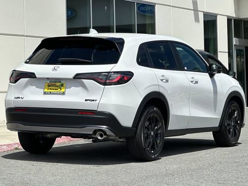 New 2026 Honda HR-V Sport image 3