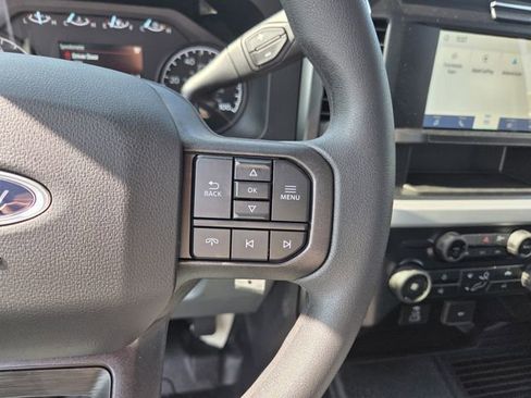 New 2026 Ford F250 XL w/ XL Chrome Package RWD image 19