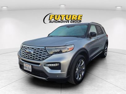 Used 2020 Ford Explorer Platinum w/ Premium Technology Package