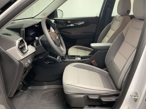 New 2026 Chevrolet TrailBlazer LS image 12