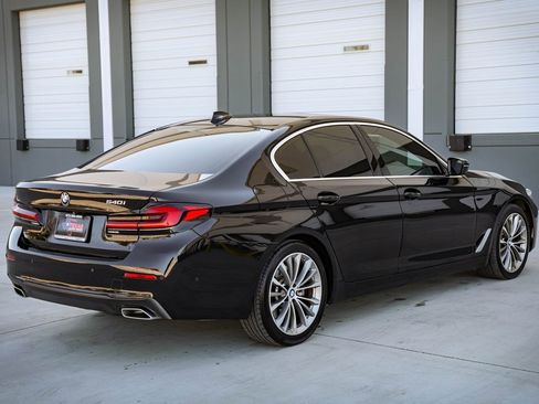 Used 2021 BMW 540i w/ Convenience Package image 7