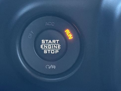 Used 2021 Jeep Gladiator Overland w/ Popular Equipment Package image 23