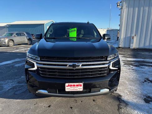 Used 2023 Chevrolet Tahoe LT w/ LT Signature Plus Package image 2