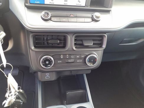 Used 2024 Ford Maverick XL image 16