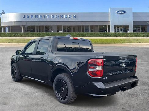 New 2025 Ford Maverick Lobo image 3