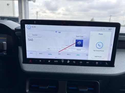 New 2025 Ford Maverick XLT w/ XLT Luxury Package image 14