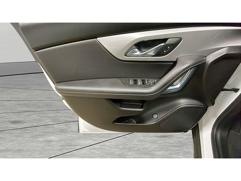 Used 2023 Chevrolet Blazer LT w/ Convenience Package image 9