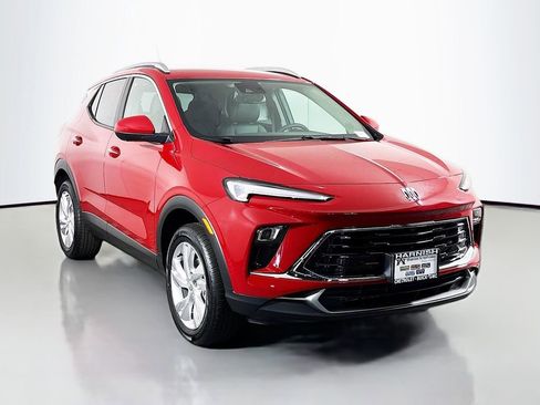 Used 2026 Buick Encore GX Preferred w/ Advanced Technology Package image 1