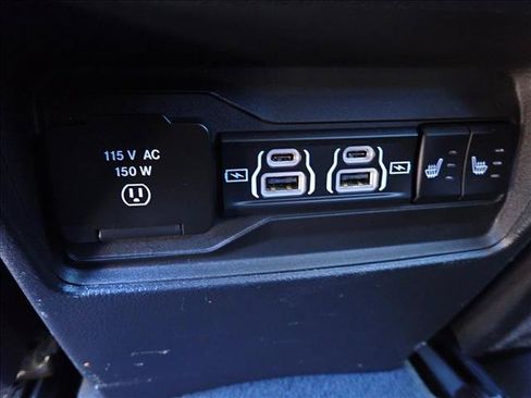 Used 2023 Jeep Grand Cherokee Limited AWD/4WD image 11