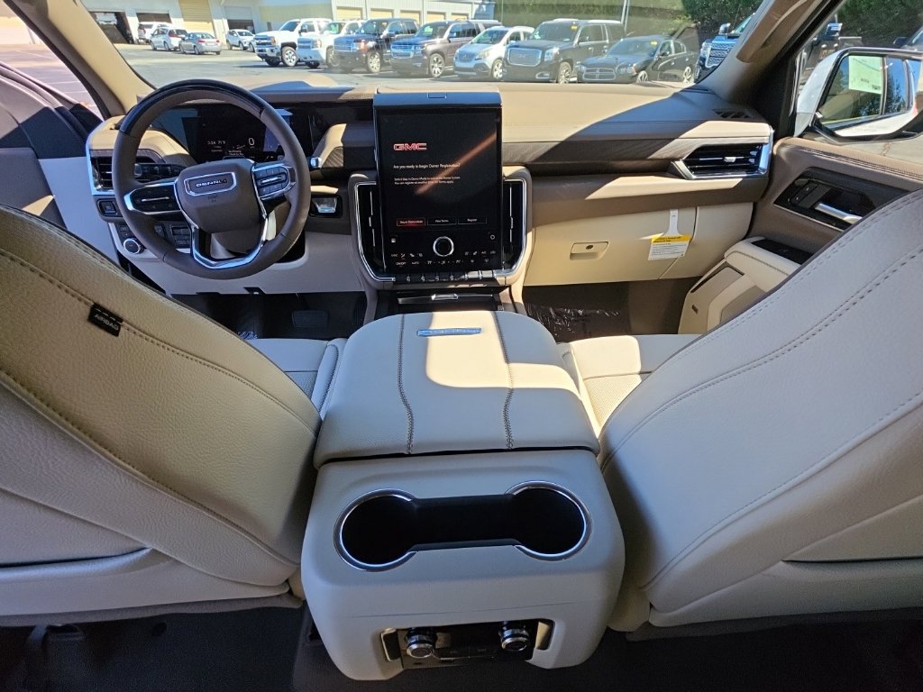 New 2026 GMC Yukon Denali w/ Denali Reserve Package AWD/4WD image 21