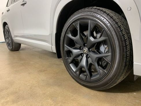 Used 2025 Lexus TX 350 AWD w/ Technology Package image 6