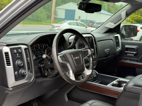 Used 2017 GMC Sierra 1500 SLT w/ SLT Premium Package AWD/4WD image 10