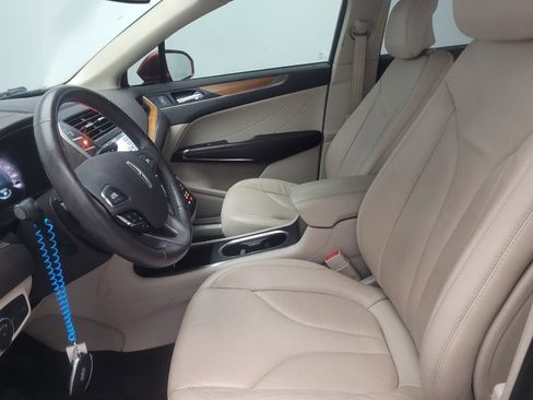 Used 2017 Lincoln MKC Select w/ Select Plus Package FWD image 17