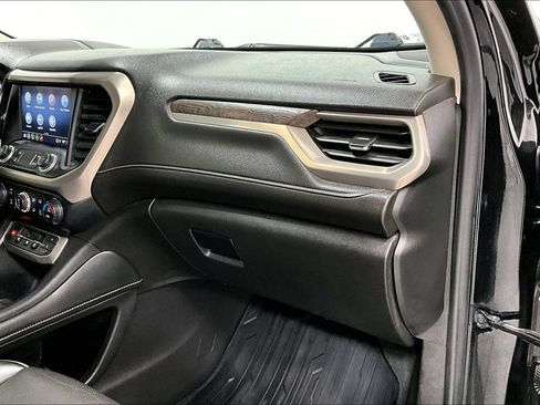 Used 2022 GMC Acadia Denali w/ Denali Ultimate Package FWD image 19