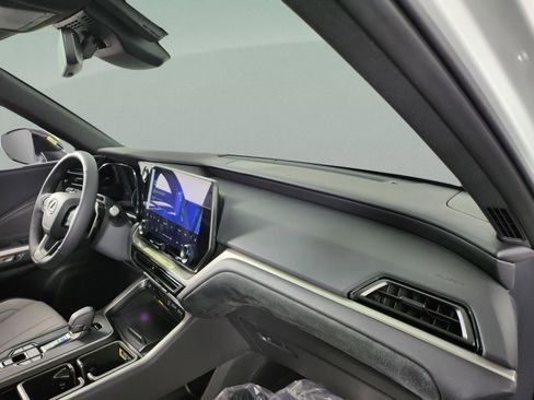 New 2026 Lexus TX 350 AWD image 33