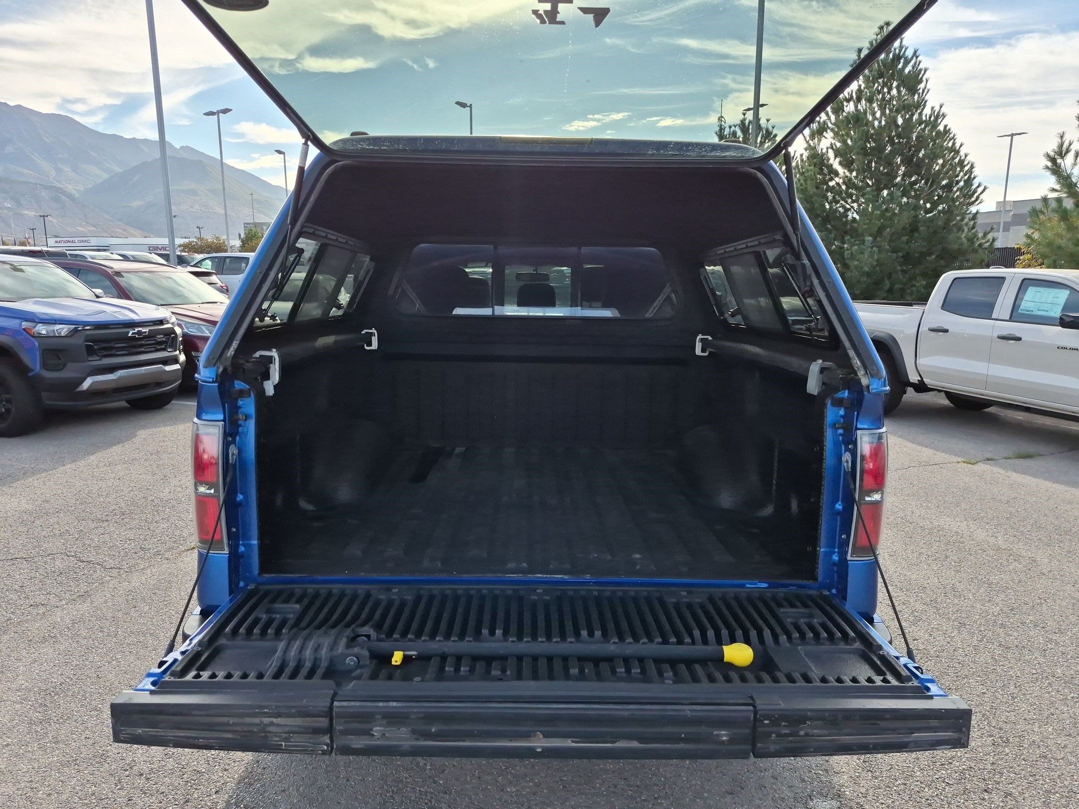 Used 2014 Ford F150 FX4 w/ Equipment Group 402A Luxury AWD/4WD image 29