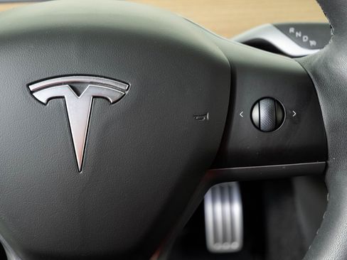 Used 2023 Tesla Model 3 Performance AWD/4WD image 10