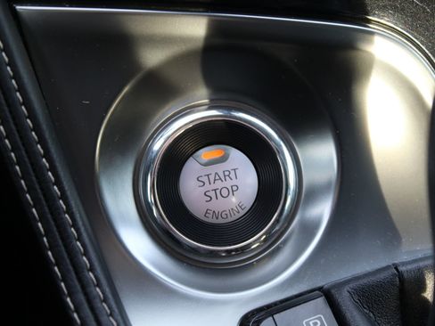 Used 2017 Nissan Maxima Platinum image 19