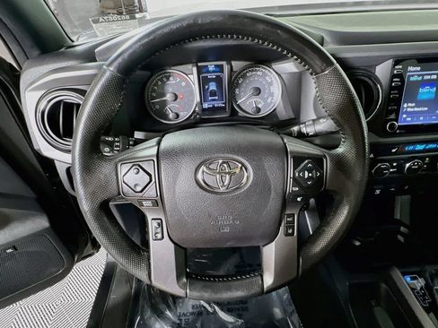 Certified 2021 Toyota Tacoma TRD Off-Road w/ TRD Premium Off Road Package AWD/4WD image 10