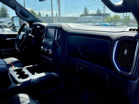 Certified 2023 GMC Sierra 3500 AT4 image 22