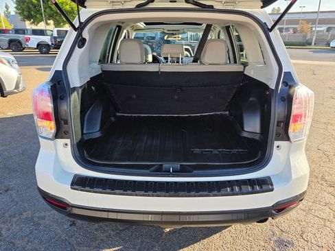 Used 2017 Subaru Forester 2.5i Limited w/ Popular Package #2 image 11