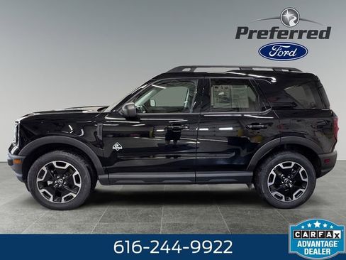 Used 2023 Ford Bronco Sport Outer Banks w/ Tech Package AWD/4WD image 9