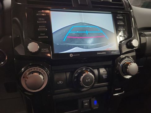 Used 2022 Toyota 4Runner TRD Off-Road Premium image 16