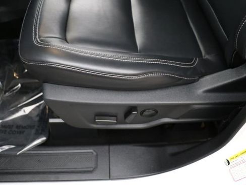 Used 2025 Ford Bronco Outer Banks AWD/4WD image 21