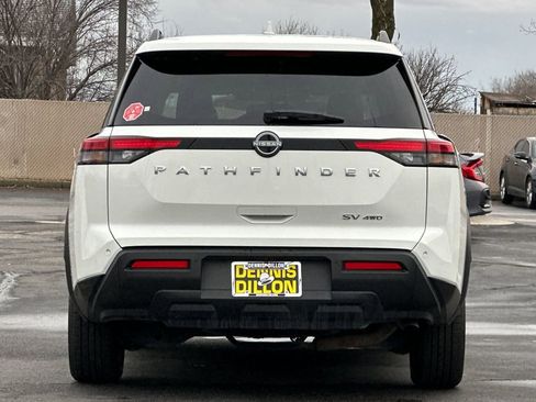 Used 2024 Nissan Pathfinder SV AWD/4WD image 5