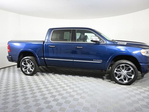 Used 2022 RAM 1500 Limited w/ Body Color Bumper Group AWD/4WD image 9