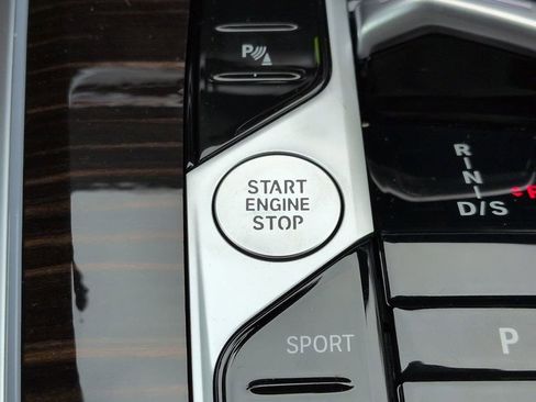 New 2026 BMW X5 sDrive40i w/ Premium Package RWD image 29