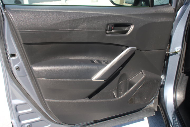 Used 2024 Toyota Corolla Cross AWD Hybrid image 10