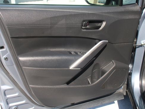 Used 2024 Toyota Corolla Cross AWD Hybrid image 10