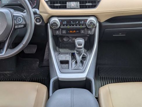 Used 2025 Toyota RAV4 XLE Premium w/ Weather Package FWD image 19