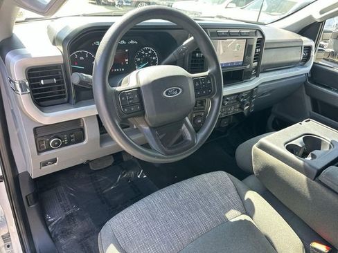 Used 2024 Ford F250 XLT AWD/4WD image 9