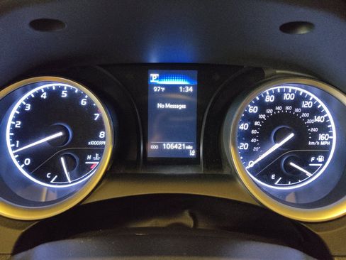 Used 2022 Toyota Camry LE FWD image 23