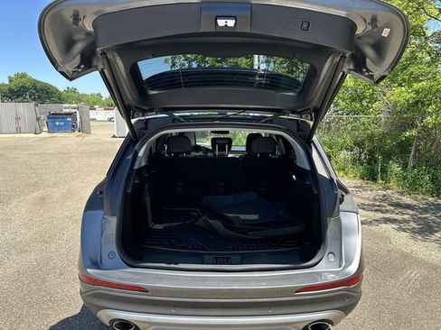 Used 2022 Lincoln Corsair AWD w/ Premium Package image 23