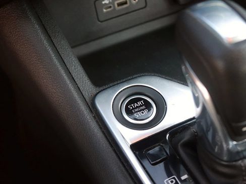 Used 2022 Nissan Sentra SV FWD image 19