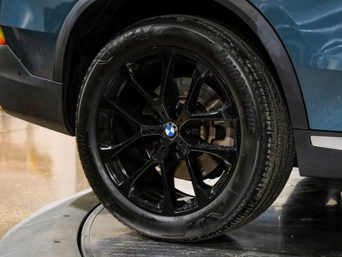Used 2025 BMW X5 sDrive40i w/ Premium Package RWD image 57