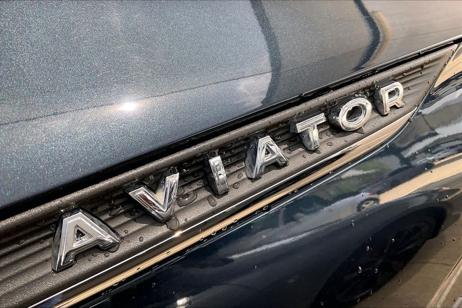 Used 2023 Lincoln Aviator Reserve w/ Equipment Group 201A AWD/4WD image 31