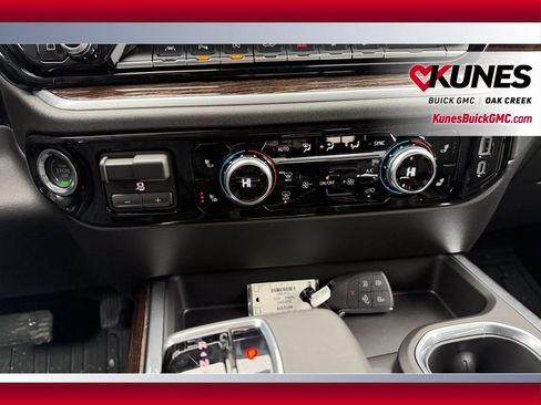 New 2026 GMC Sierra 1500 SLT w/ SLT Premium Plus Package image 18