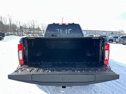 Used 2022 Ford F250 Platinum w/ FX4 Off-Road Package image 21