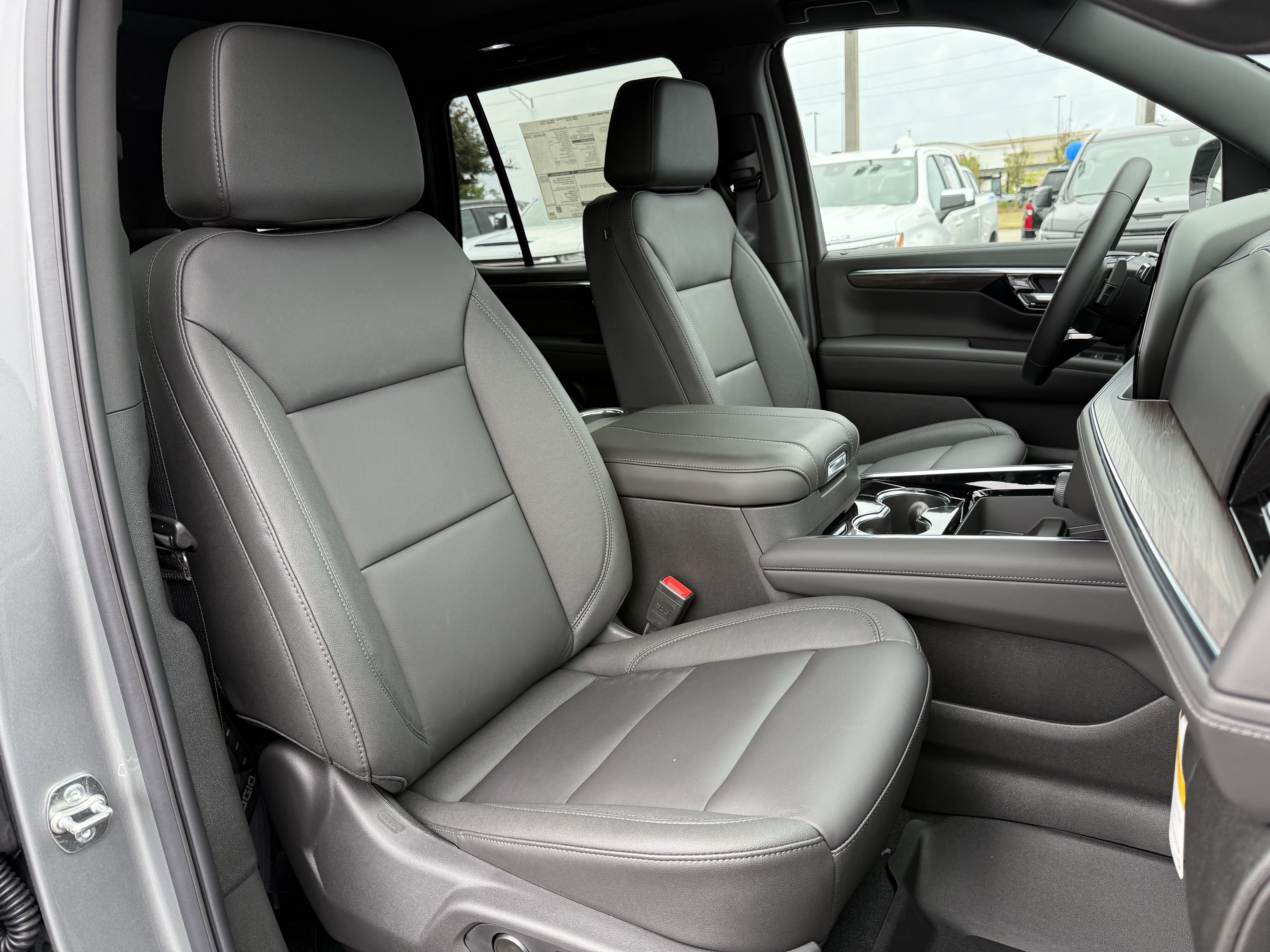 New 2027 Chevrolet Tahoe LT w/ Comfort Package RWD image 36