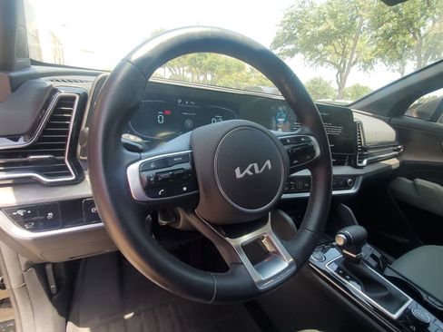 Used 2025 Kia Sportage X-Line w/ Premium Package AWD/4WD image 13